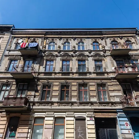 Centrum4 Prochnika 21 Apartman *