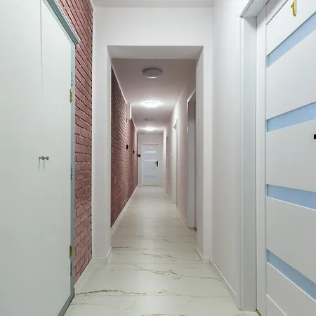 Centrum4 Prochnika 21 Appartement *